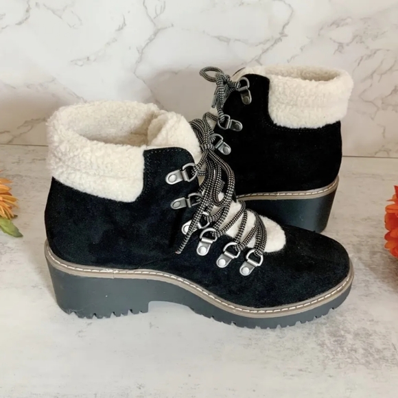 WHITE MOUNTAIN Cliffs Dock Suede Fur Sherpa Shearling Chunky Lug Ankle Booties E - Picture 2 of 5
